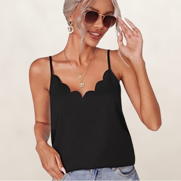 SHEIN Tops - New
SHEIN Curve Black Spaghetti Strap Top - New